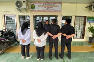 Kasubbag Perencanaan, TI dan Pelaporan (PTIP) Pengadilan Agama Sidikalang Bawakan Morning Briefing Petugas Keamanan dan Kebersihan.